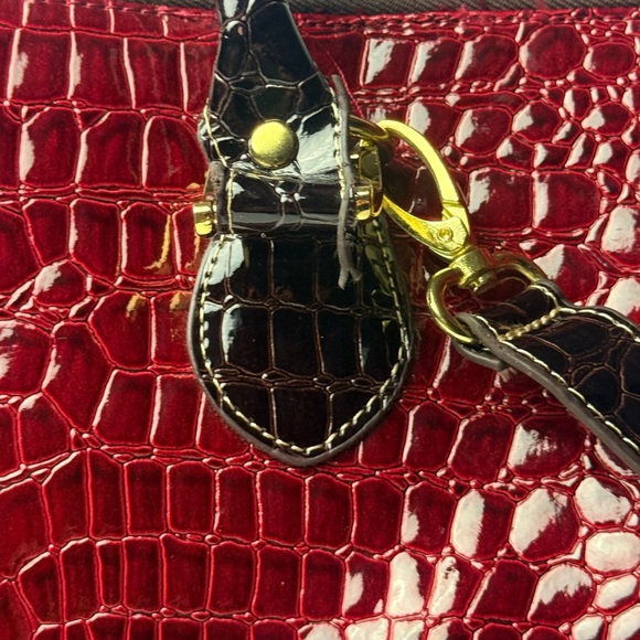 Samantha Brown 16" Red Faux Crocodile Embossed Computer Business Travel Bag - Picture 10 of 16